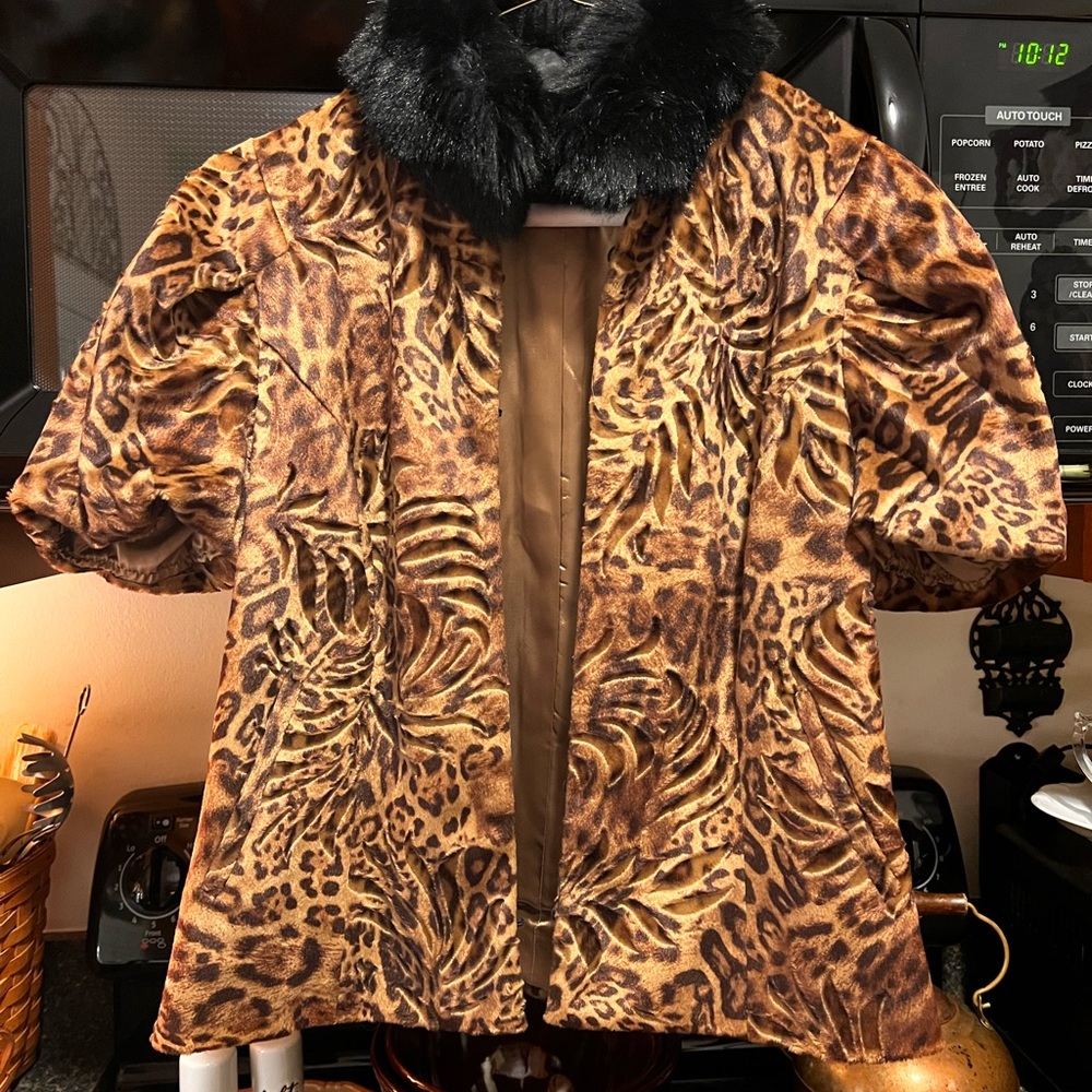 Vintage Etcetera Animal Print Jacket with Black Faux Fur Collar